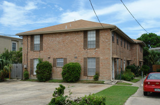 2805 Houma Blvd Apartments