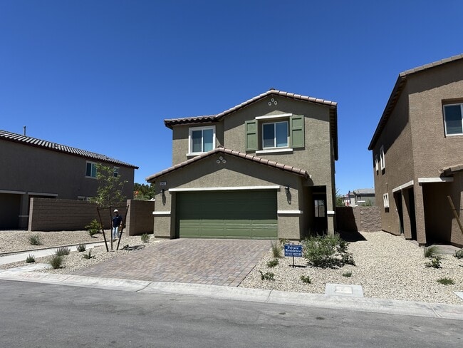 property at 10403 Luna Mezzo St