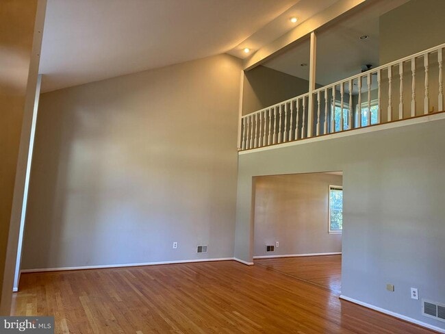 property at 7 Robert Dr