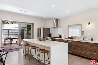 3910 Berryman Ave in Los Angeles, CA - Building Photo - Building Photo