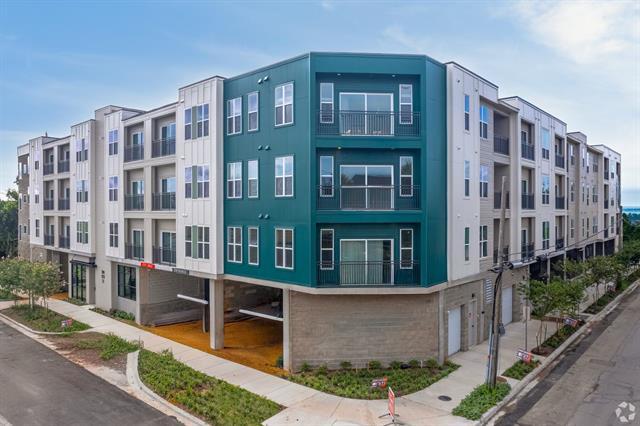 property at 596 W 9th St