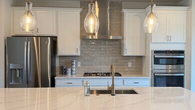 4720 Cypress Tree Ln in Raleigh, NC - Foto de edificio - Building Photo