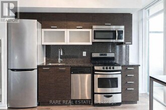 36 Lisgar St in Toronto, ON - Building Photo - Building Photo