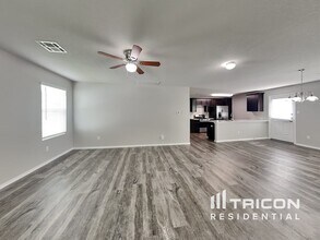 8443 Amistad Cove in Converse, TX - Building Photo - Building Photo