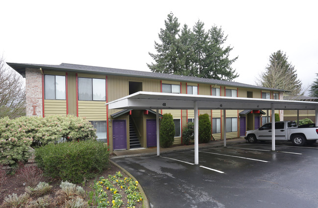 Greenfield Village in Tigard, OR - Foto de edificio - Building Photo