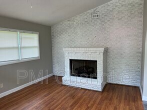 1100 Vickery Dr in Charlotte, NC - Building Photo - Building Photo