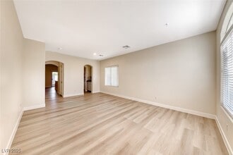 7644 Borealis St in Las Vegas, NV - Building Photo - Building Photo