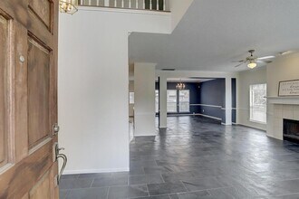 2102 Gemini St in Houston, TX - Building Photo - Building Photo