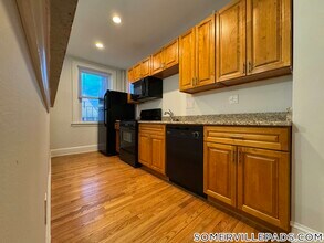 136 Highland Ave, Unit 22 in Somerville, MA - Building Photo - Building Photo