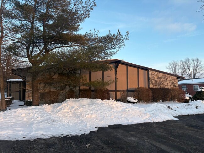 310 S Pike St, Unit A