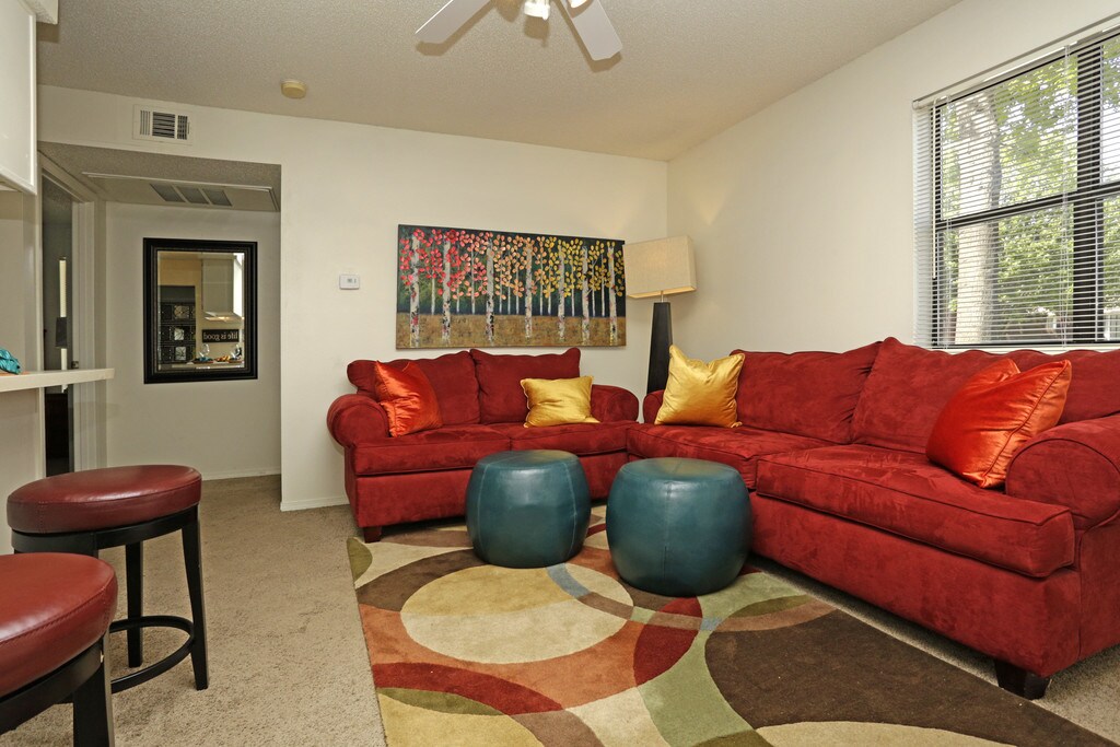 Pike Place Apartments in Fort Smith, AR