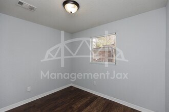 2661 W 25th St in Jacksonville, FL - Building Photo - Building Photo