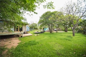 2713 Sweeney Ln in Austin, TX - Building Photo - Building Photo