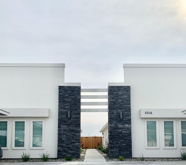 2016 Summerland Ln, Unit 3, Unit 3