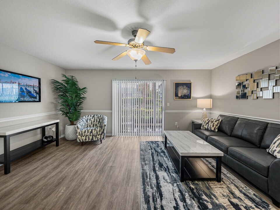 The Park at Potenza in Jacksonville, FL - Building Photo