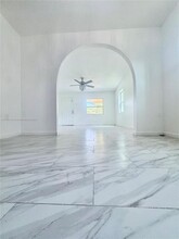 526 SW 7th Ct in Florida City, FL - Building Photo - Building Photo
