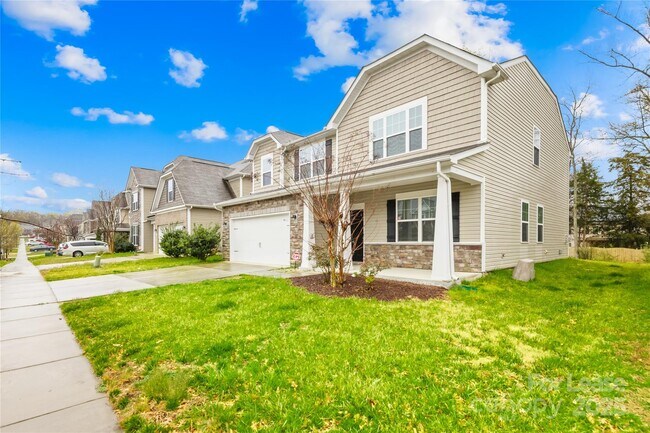 10320 Ebbets Rd in Charlotte, NC - Building Photo - Building Photo