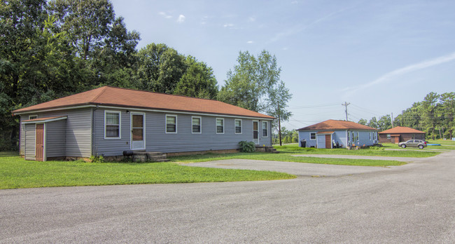 Salem Court Apartment in Clarksville, TN - Foto de edificio - Building Photo