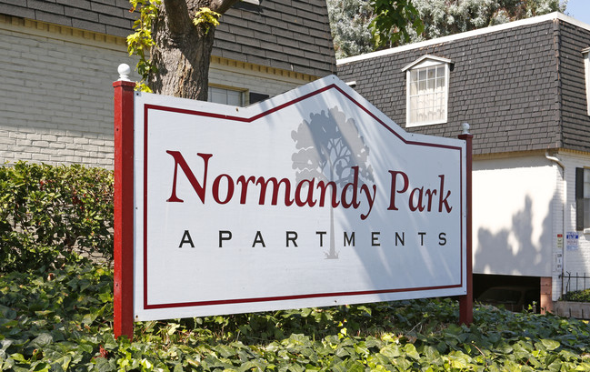 Normandy Park in Santa Clara, CA - Foto de edificio - Building Photo