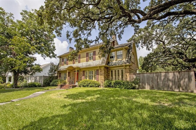 property at 1602 Missouri St