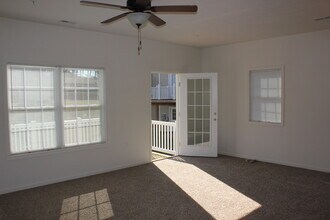 1463 Taylor Grove Ln in Harrisonburg, VA - Building Photo - Building Photo