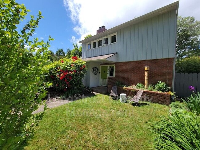 property at 536 NW 34th St