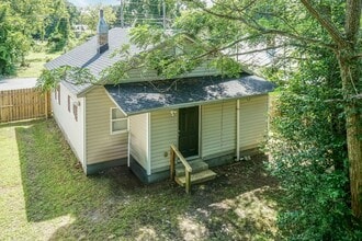 1304 W 4th St in Greenville, NC - Building Photo - Building Photo