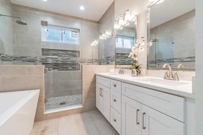 4114 N Nebraska Ave in Tampa, FL - Building Photo - Building Photo