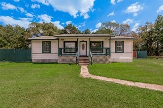 1008 Trinity Cutoff in Huntsville, TX - Building Photo - Building Photo