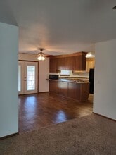 1910 Chris Ln-Unit -1910 Chris Lane in Joplin, MO - Building Photo - Building Photo