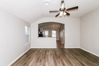 18018 Iris Edge Way in Cypress, TX - Building Photo - Building Photo