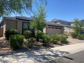 1381 E Scorpio Pl in Chandler, AZ - Building Photo - Building Photo