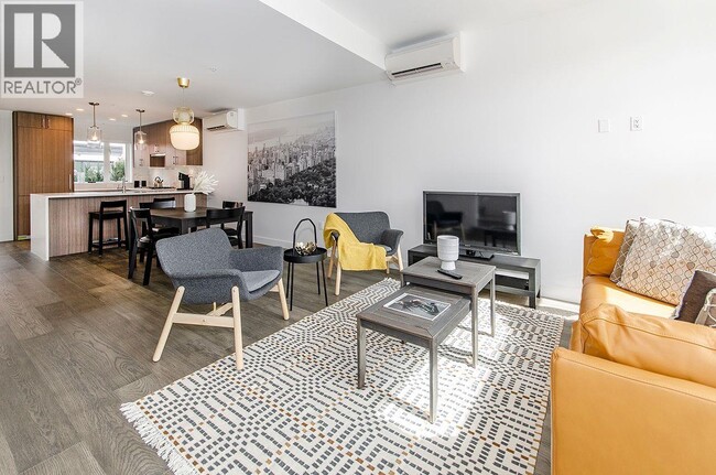 561 W 29th Ave in Vancouver, BC - Building Photo - Building Photo