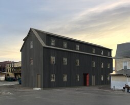 79 N Main St in Lancaster, NH - Building Photo