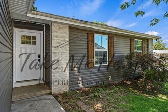 3539 S Walnut Hill Dr in Springfield, MO - Building Photo - Building Photo