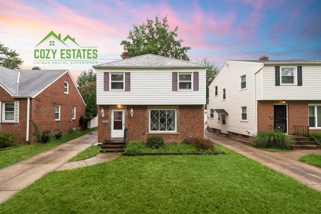 property at 5927 Hodgman Dr