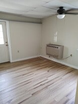 10 Oak Hill St in Haverhill, NH - Building Photo