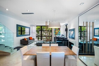 1024 Lenox Ave. in Miami Beach, FL - Building Photo - Building Photo