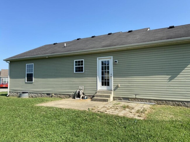 230 Kattawar Cir in Bowling Green, KY - Building Photo - Building Photo