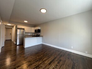 3636 W Palmer St, Unit 2 in Chicago, IL - Building Photo - Building Photo