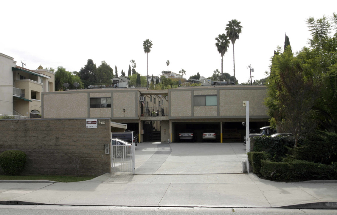 968 W Garvey Ave in Monterey Park, CA - Foto de edificio