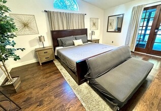 5015 Ashmeade Rd in Orlando, FL - Foto de edificio - Building Photo