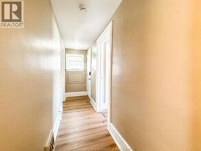 1351 Marentette Ave in Windsor, ON - Building Photo - Building Photo