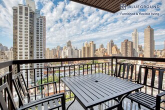 354 E 91st St in New York, NY - Building Photo - Building Photo