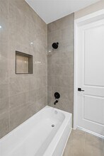 2610 Piemonte Avenue Cir in Spring, TX - Building Photo - Building Photo