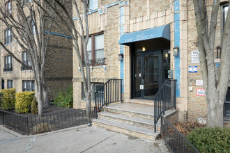 260 Harrison Ave in Jersey City, NJ - Building Photo - Building Photo