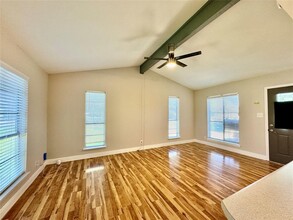 12517 Limerick Ave in Austin, TX - Building Photo - Building Photo