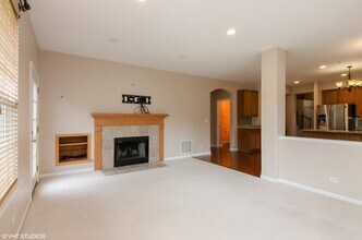 285 Seaton Ct in Lake Zurich, IL - Building Photo - Building Photo