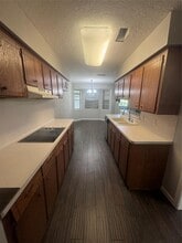 7910 Jonquil Dr in Texas City, TX - Building Photo - Building Photo