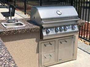 2348 Pinedale Ave in Merced, CA - Building Photo - Building Photo